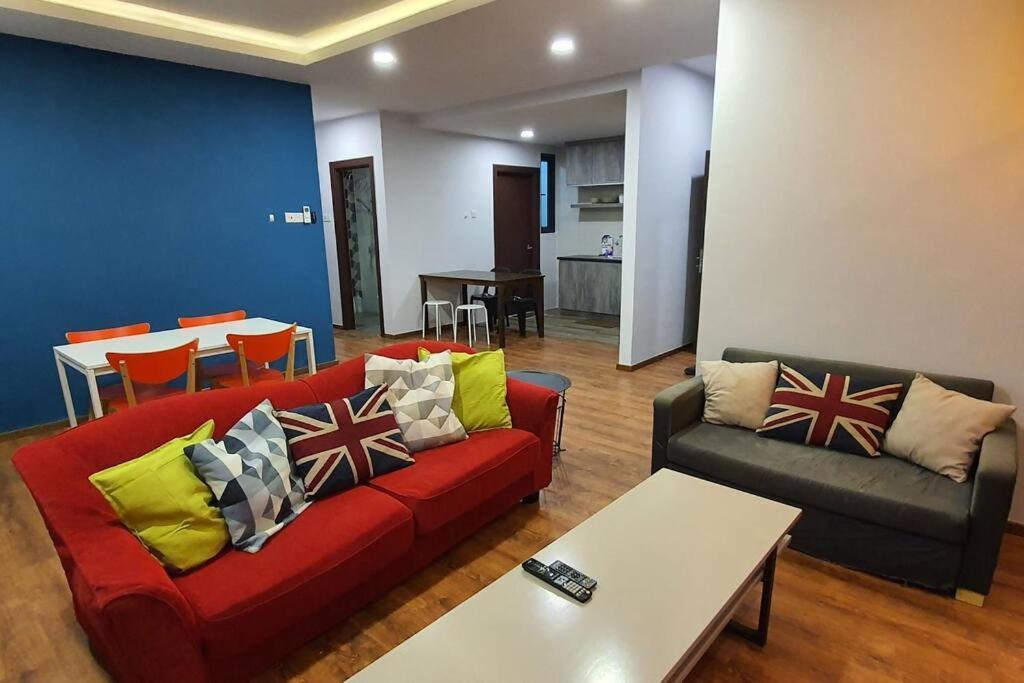 Lovely Jazz 1 3Bedrooms With 2 Card Lv9 Kuching Dış mekan fotoğraf
